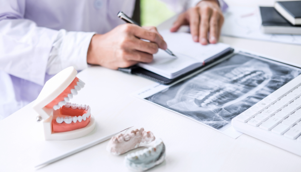 What Is The Average Oral & Maxillofacial Surgeon Salary?
